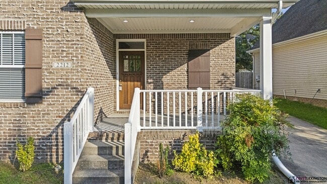Photo - 2212 Pokeberry Park