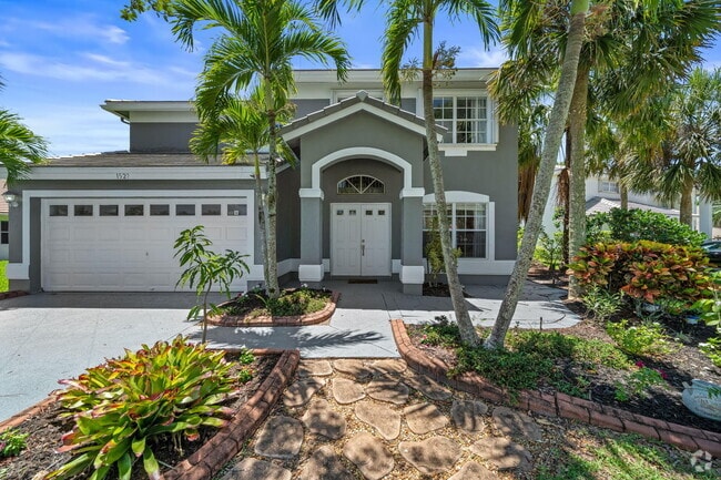 Building Photo - 1527 S Club Dr Rental