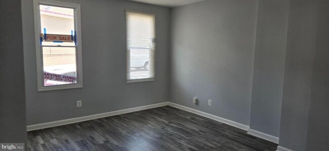 Building Photo - 421 Salem Ave