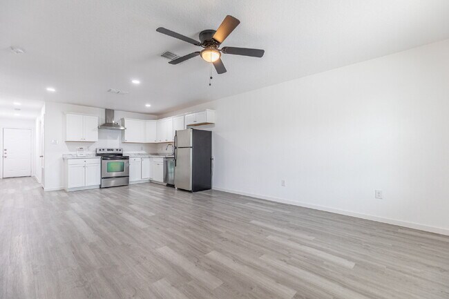 Photo - 1010 Co Rd 4516