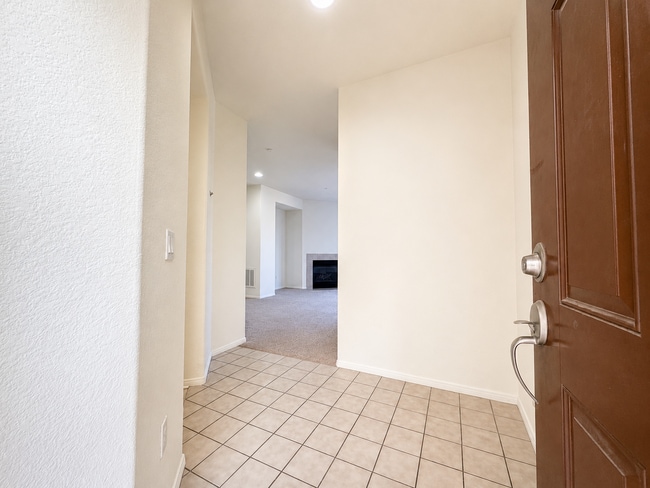 Photo - 3 Bedroom condo in Lake Elsinore