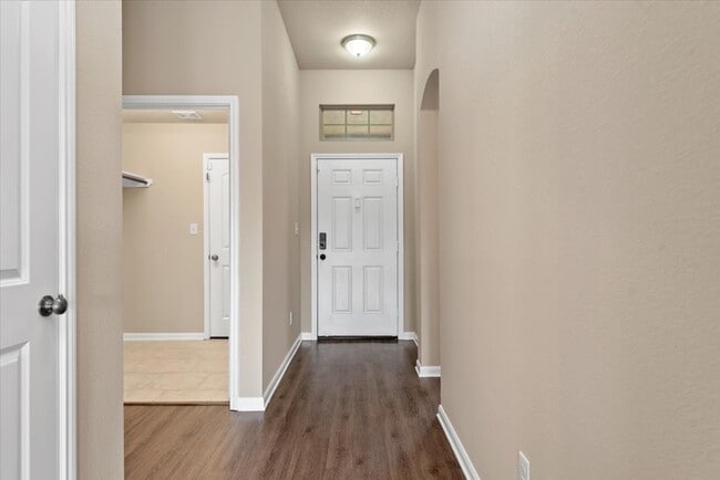 Photo - 119 Brock's Ln
