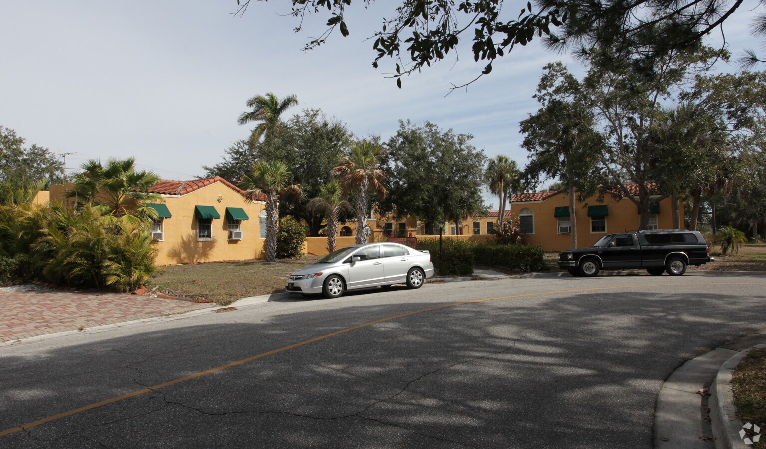 Primary Photo - 410 Palmetto Ct Apartments