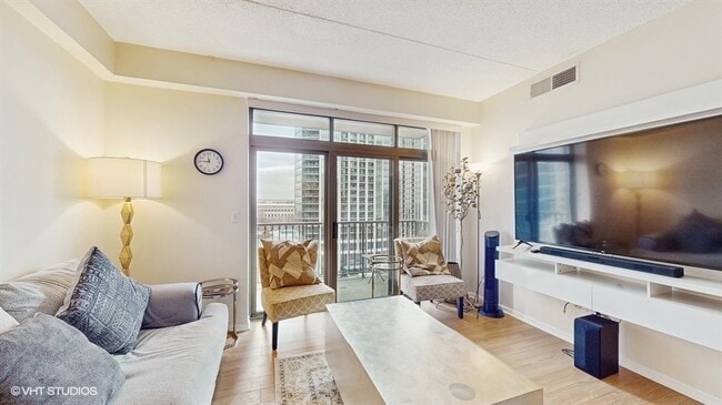 Photo - 1250 S Indiana Ave