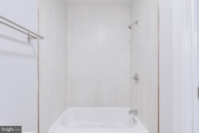 Photo - 1418 Christian St