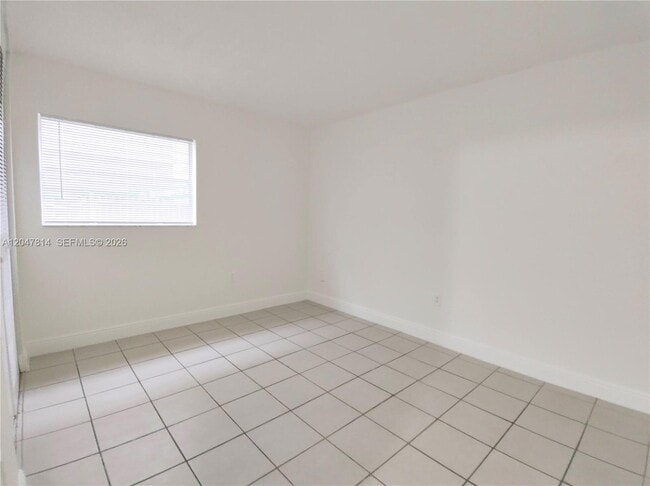 Photo - 1265 W 24th St Unit 108