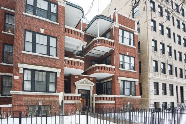 Building Photo - 445 W Melrose St Rental