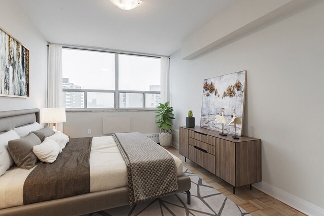 4415 Bathurst Street