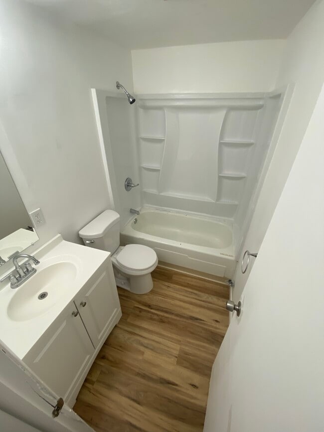 Arbor Heights Apartments