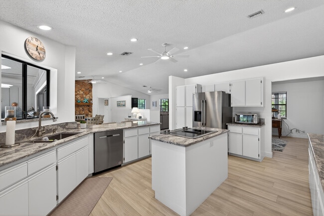 Photo - 8166 155th Pl N