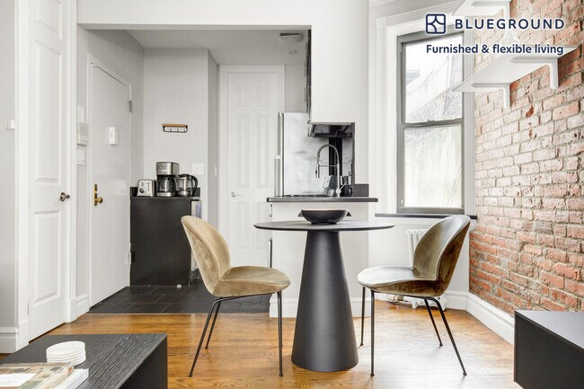 214 E 25th St Unit SI FL2-ID829