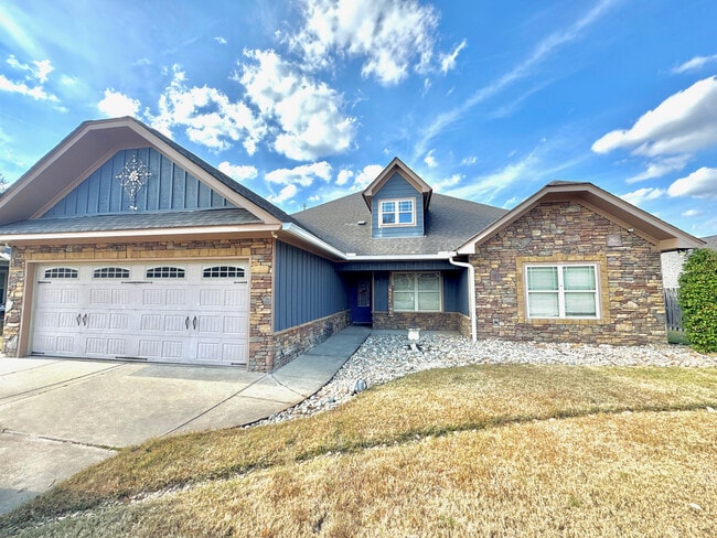 Building Photo - 61 Boulder Dr