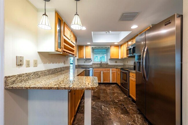 Photo - 110 N Tremain St Unidad 202