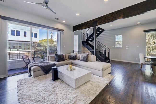 Photo - 1401 Fairview St Unit A