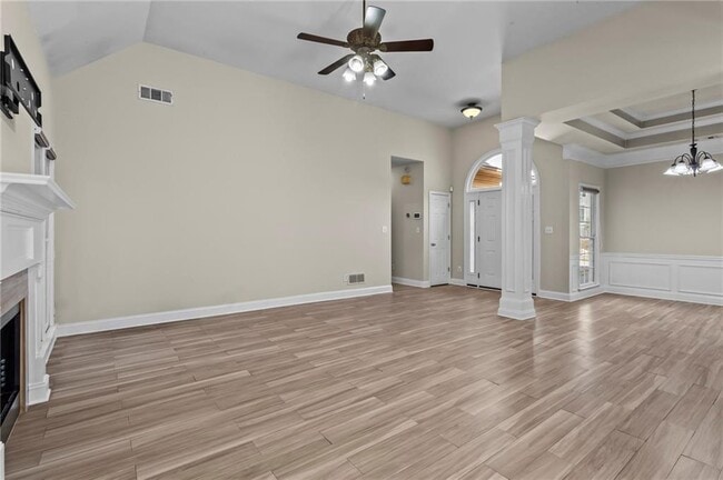 Photo - 3030 Northcliff Dr