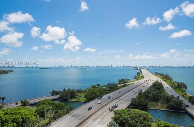 Photo - 601 NE 36th St Unit 1208