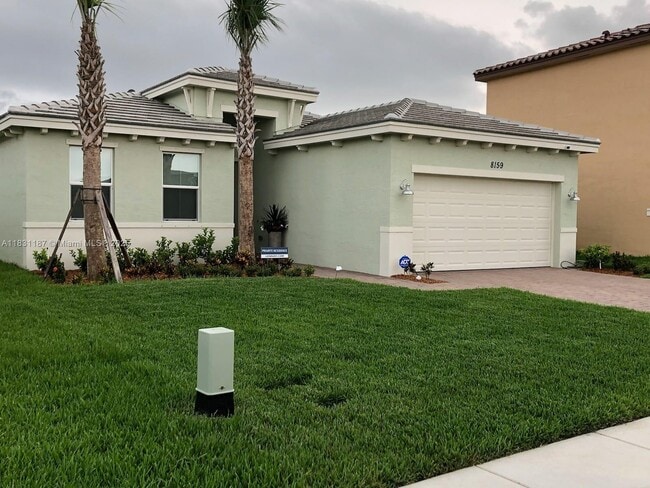 Photo - 8159 NW Greenbank Cir House