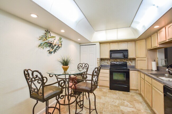 Photo - Beautiful 2 Bed 2 Bath Furnished Condo for Rent in Altamonte Springs, FL!