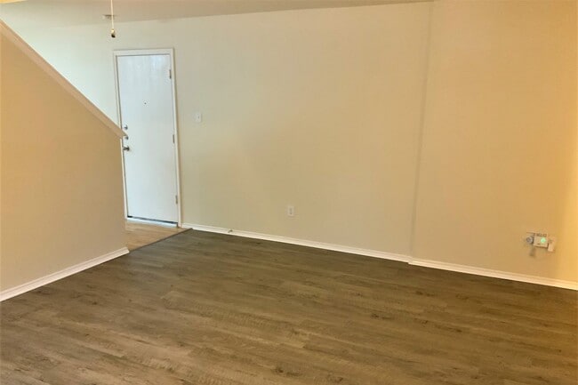 Photo - 29607 Evergreen Hills Dr
