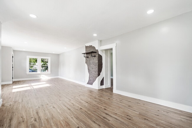 Photo - 1750 Brodhead Rd