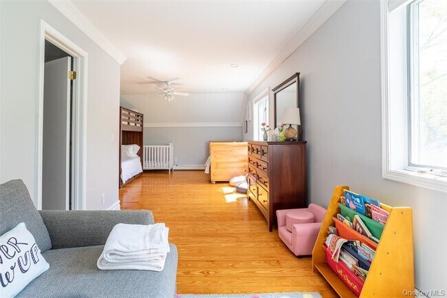 Photo - 2300 Pine Tree Rd