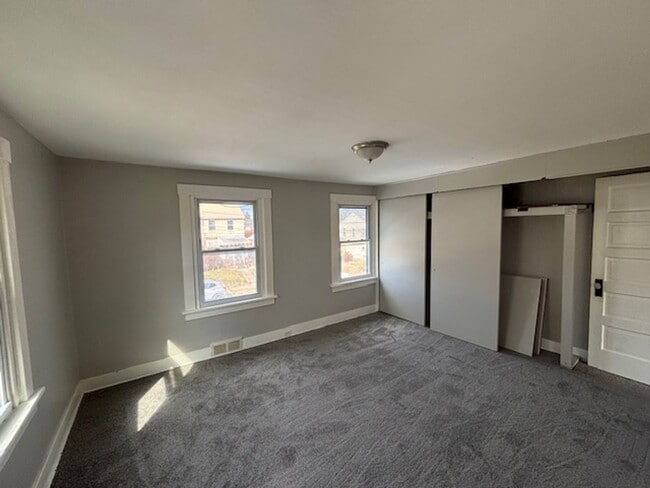 Photo - 618 Farnsworth Ave