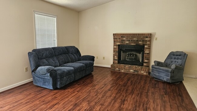 713 Mill Creek Rd