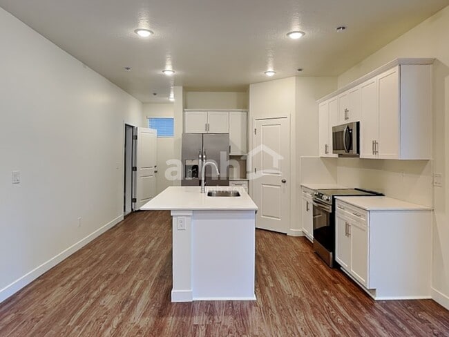 Photo - 3442 N Annabell St