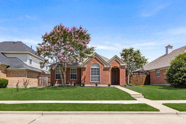 Building Photo - 9724 Preston Vineyard Dr
