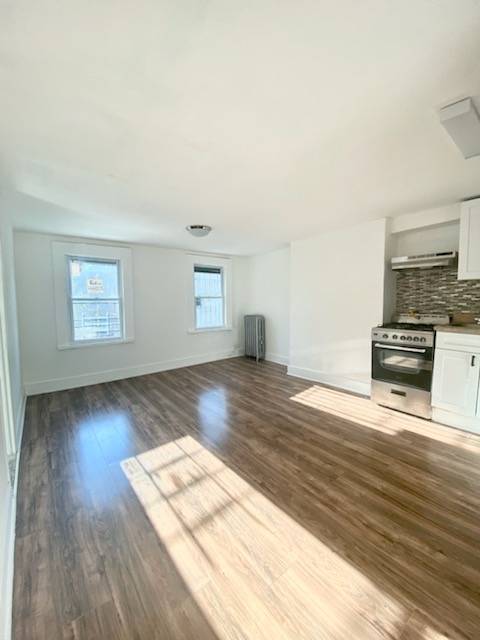 Photo - 325A Lewis Ave Casa