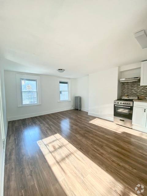Building Photo - 325A Lewis Ave Rental