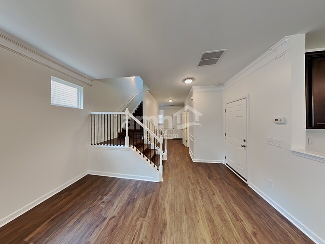 Photo - 301 Boulder Run