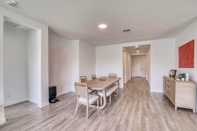 Photo - 1463 Heron Nook Rd