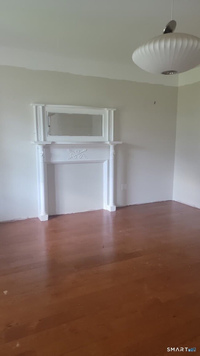 Photo - 316 Grovers Ave Unit 1
