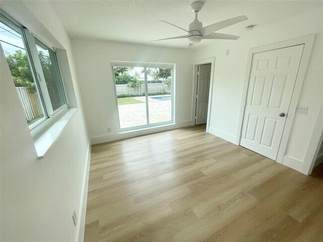 Photo - 924 SW 11th St