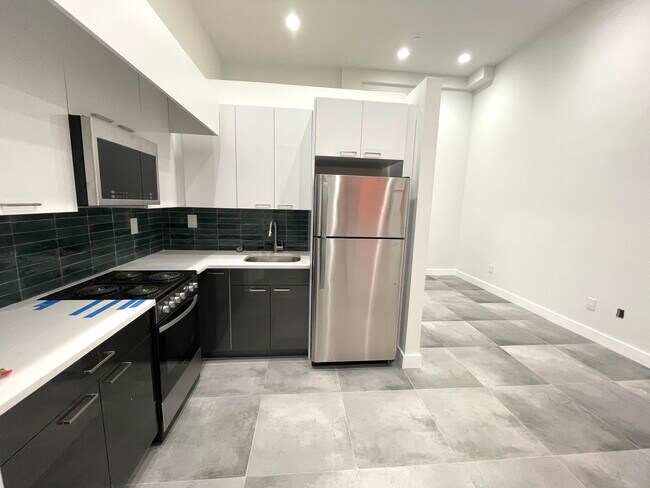 Photo - 237 Utica Ave Unit 1F