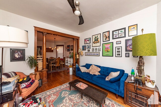 Photo - 1227 N Rockwell St Unit # 02