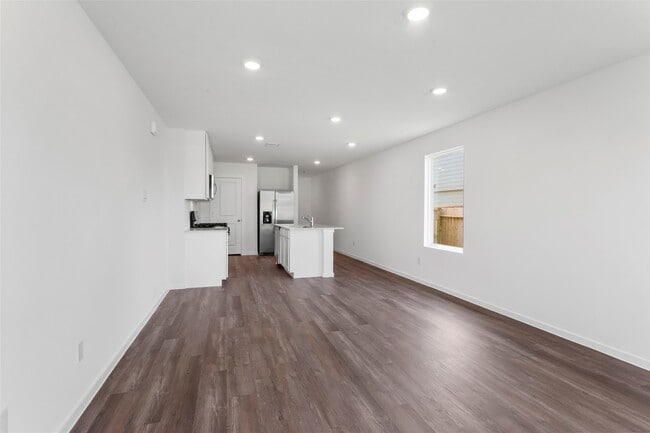 Photo - 40839 Hawthorne Glades St