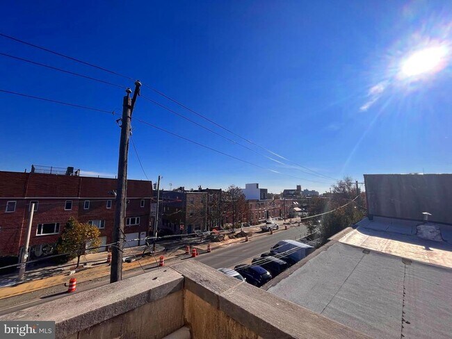 1100 Federal St Unit 3R