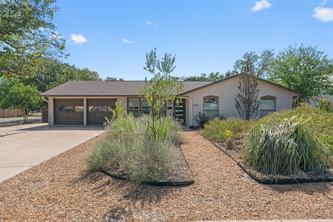 Building Photo - 5405 Fairmont Cir