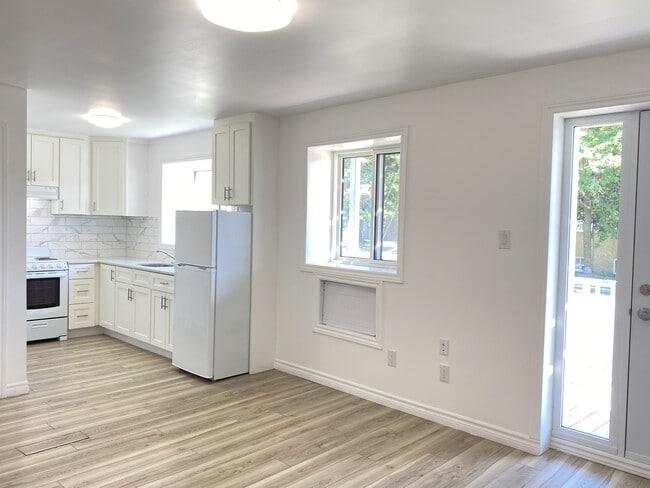 Photo - 630 Cummings Ave Unit 209