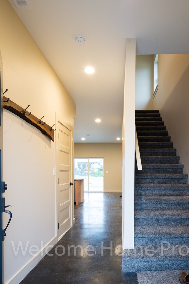 72 NE Hadley Way Unit 72 Hadley #2