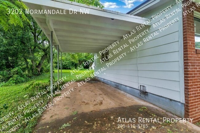 Photo - 3202 Normandale Dr NW