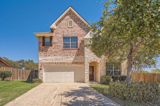 Building Photo - 806 Cielo Way