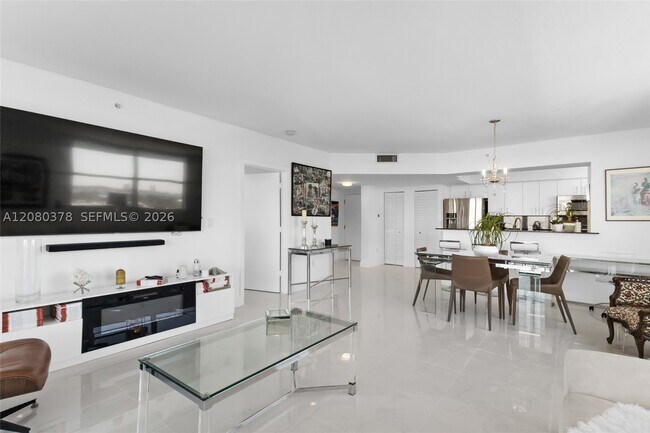 Photo - 1625 Kennedy 1205G Unit 1205G