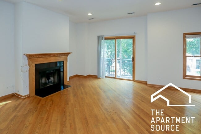 Photo - 2719 N Wayne Ave Unidad 2S