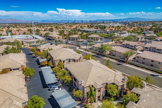 Photo - 7709 Himalayas Ave