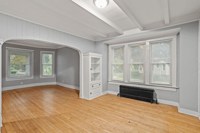 Photo - Bartlett Lower