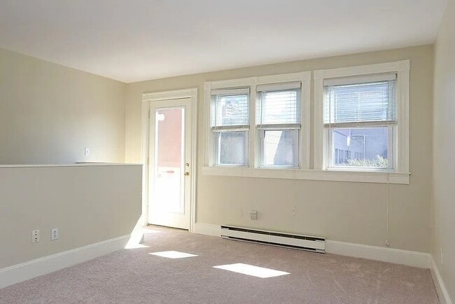 Photo - 120 Norway St