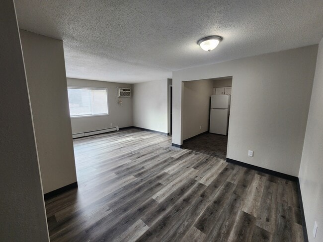 Photo - 102 Oak St Unidad #4